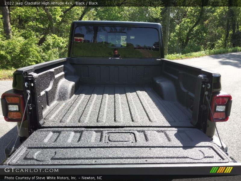 Black / Black 2022 Jeep Gladiator High Altitude 4x4