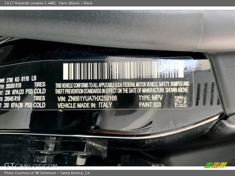 Nero (Black) / Black 2017 Maserati Levante S AWD