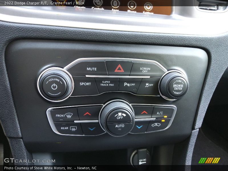 Controls of 2022 Charger R/T