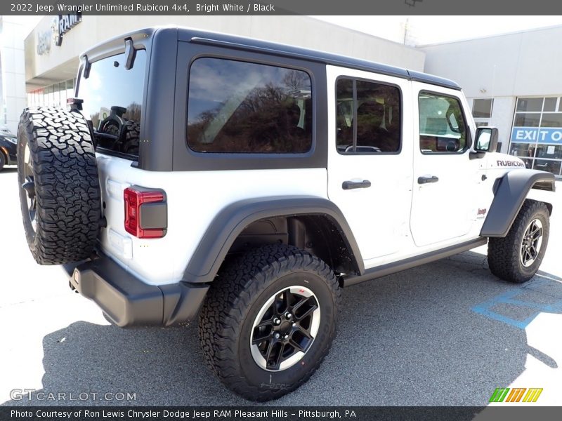 Bright White / Black 2022 Jeep Wrangler Unlimited Rubicon 4x4