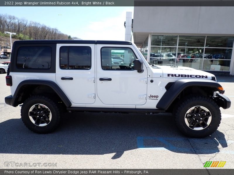 Bright White / Black 2022 Jeep Wrangler Unlimited Rubicon 4x4
