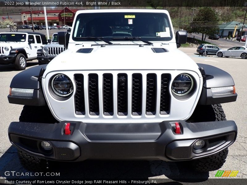 Bright White / Black 2022 Jeep Wrangler Unlimited Rubicon 4x4