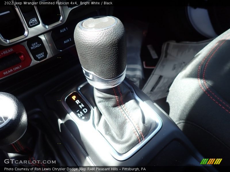 Bright White / Black 2022 Jeep Wrangler Unlimited Rubicon 4x4