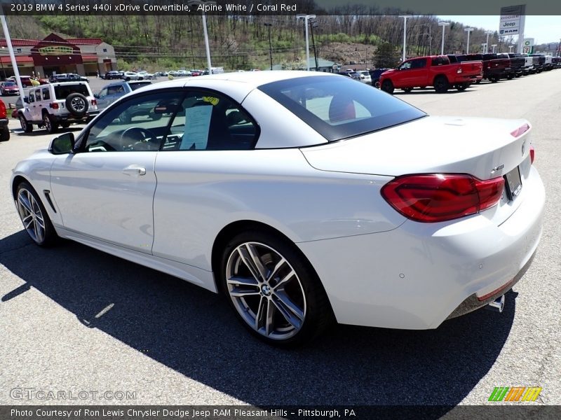 Alpine White / Coral Red 2019 BMW 4 Series 440i xDrive Convertible