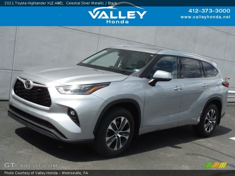 Celestial Silver Metallic / Black 2021 Toyota Highlander XLE AWD