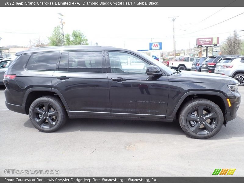Diamond Black Crystal Pearl / Global Black 2022 Jeep Grand Cherokee L Limited 4x4