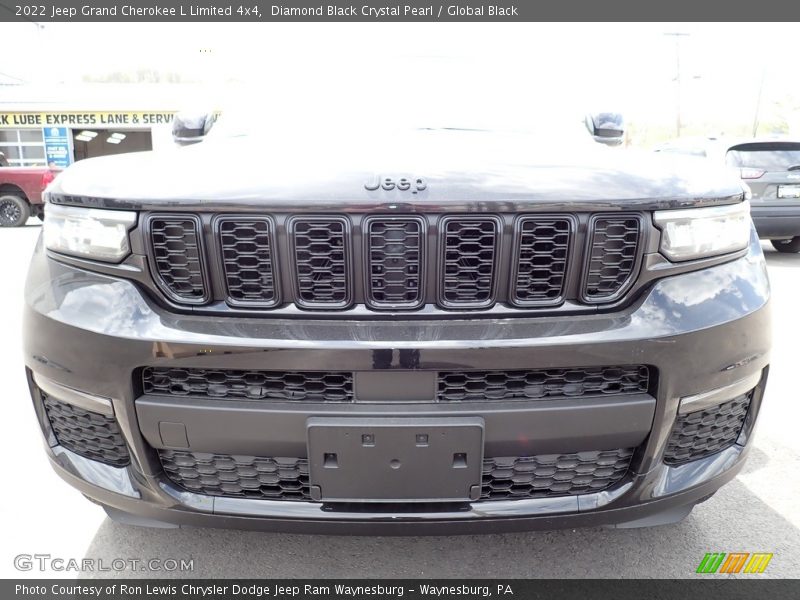 Diamond Black Crystal Pearl / Global Black 2022 Jeep Grand Cherokee L Limited 4x4