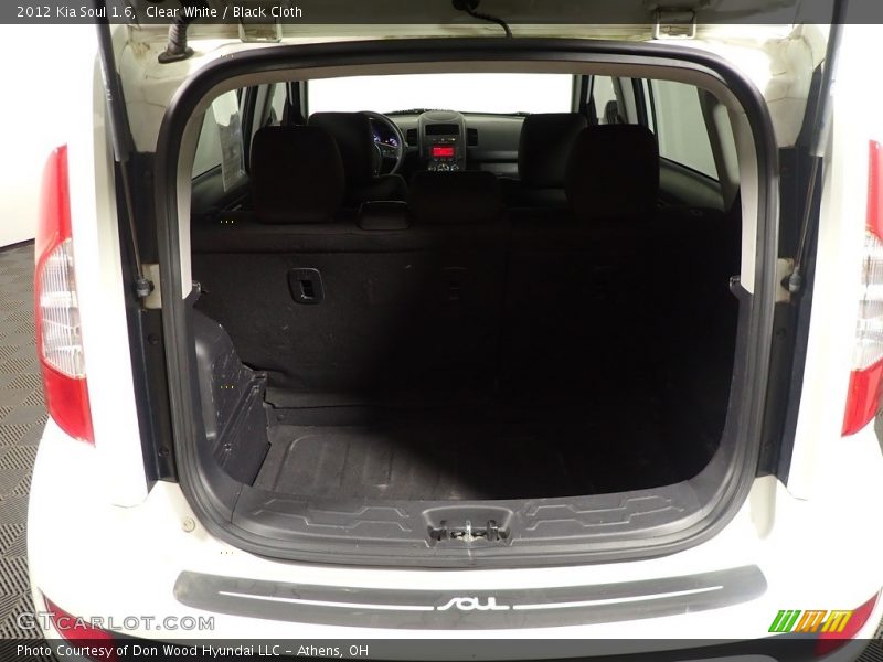 Clear White / Black Cloth 2012 Kia Soul 1.6