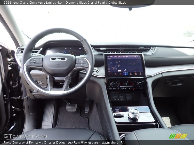Diamond Black Crystal Pearl / Global Black 2022 Jeep Grand Cherokee L Limited 4x4