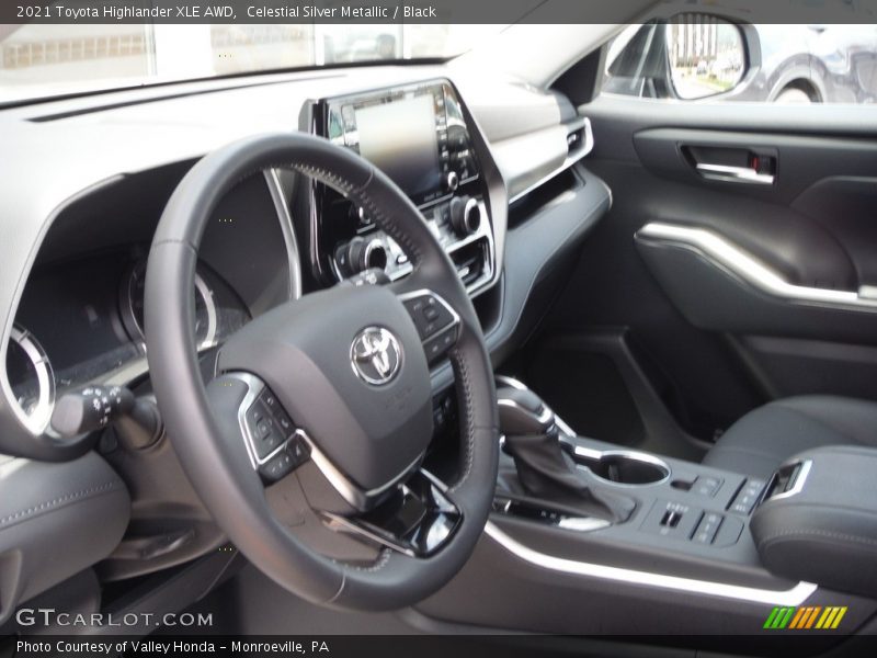 Celestial Silver Metallic / Black 2021 Toyota Highlander XLE AWD