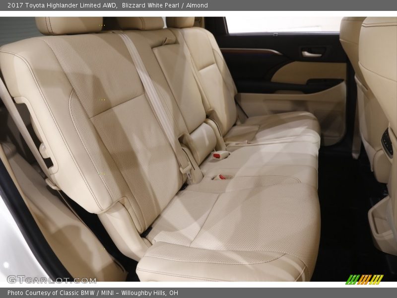 Blizzard White Pearl / Almond 2017 Toyota Highlander Limited AWD