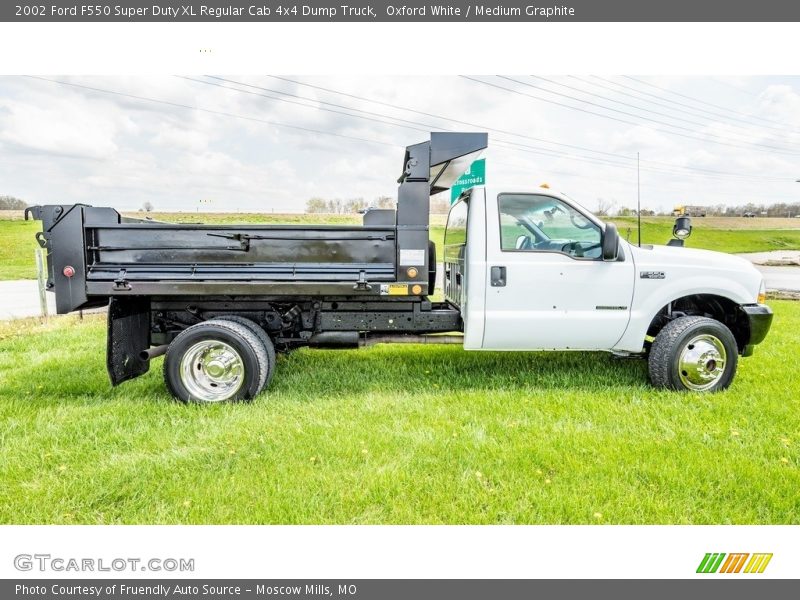  2002 F550 Super Duty XL Regular Cab 4x4 Dump Truck Oxford White