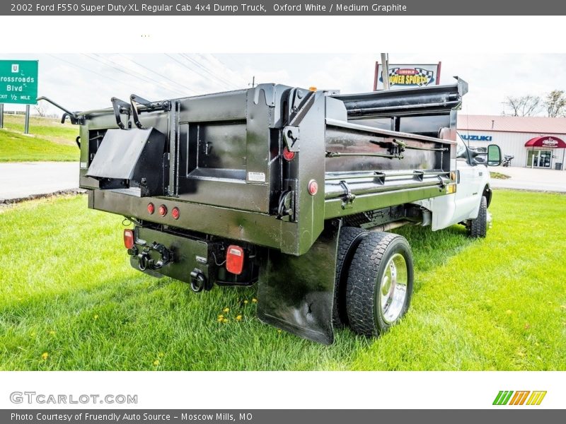 Oxford White / Medium Graphite 2002 Ford F550 Super Duty XL Regular Cab 4x4 Dump Truck