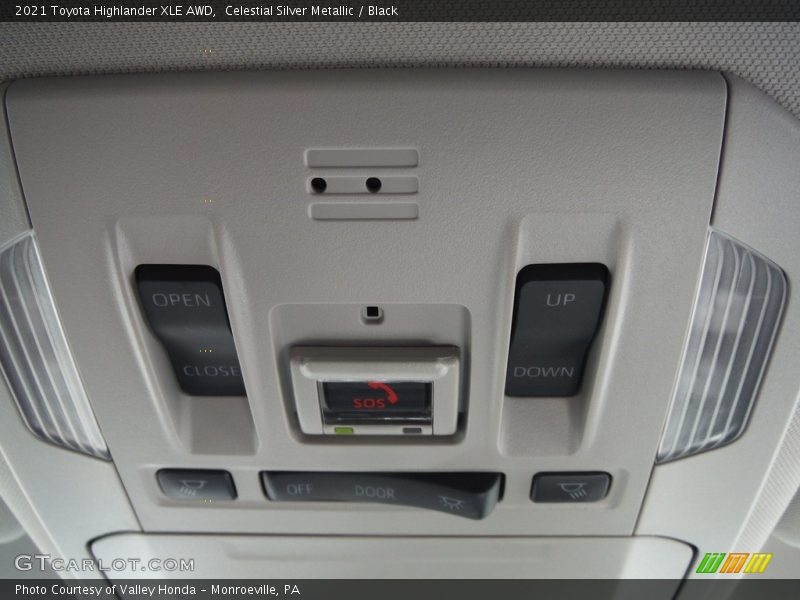 Celestial Silver Metallic / Black 2021 Toyota Highlander XLE AWD