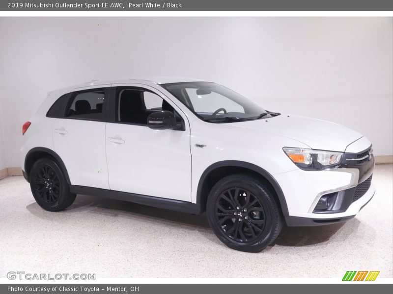 Pearl White / Black 2019 Mitsubishi Outlander Sport LE AWC