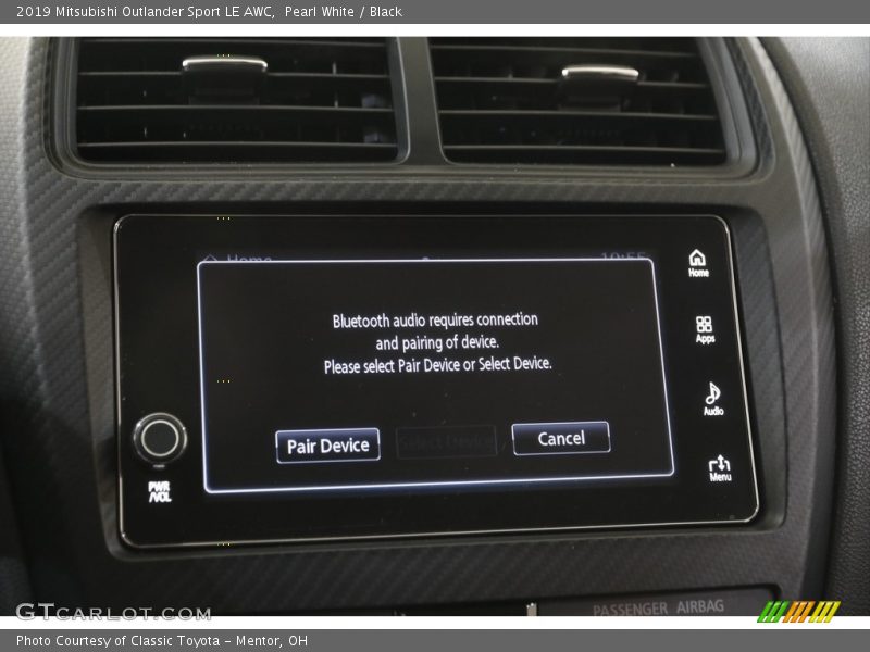 Pearl White / Black 2019 Mitsubishi Outlander Sport LE AWC