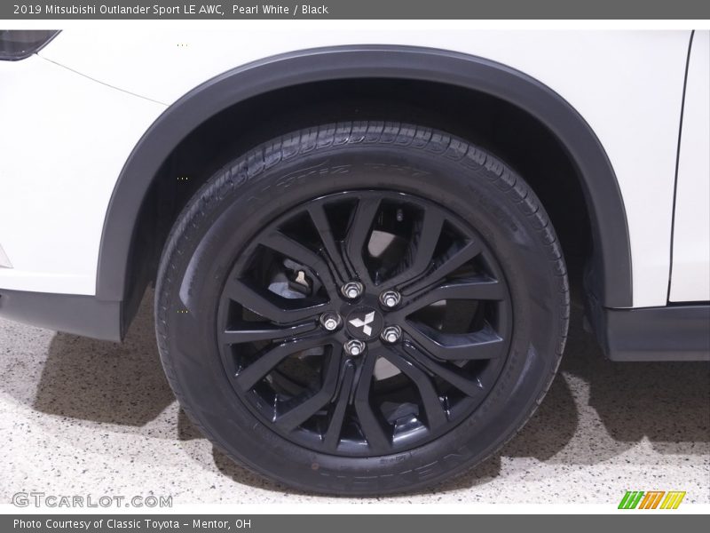 Pearl White / Black 2019 Mitsubishi Outlander Sport LE AWC