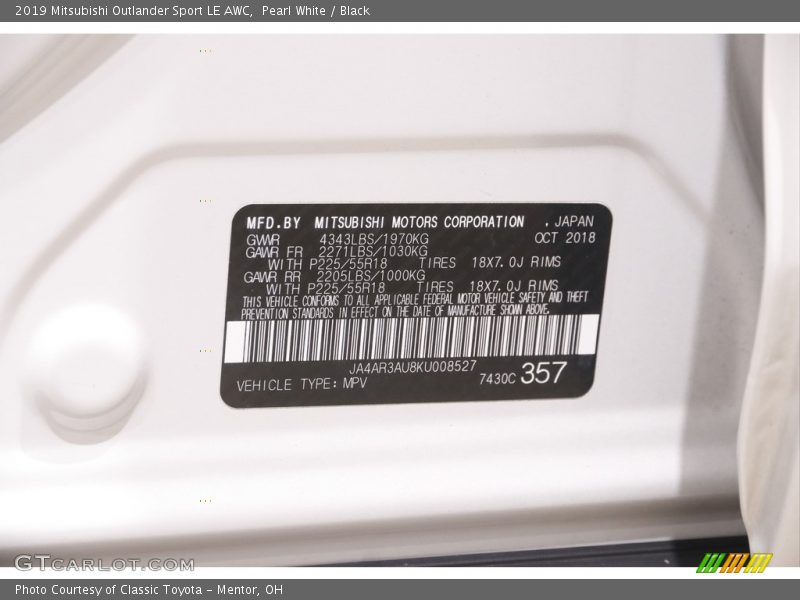 Pearl White / Black 2019 Mitsubishi Outlander Sport LE AWC