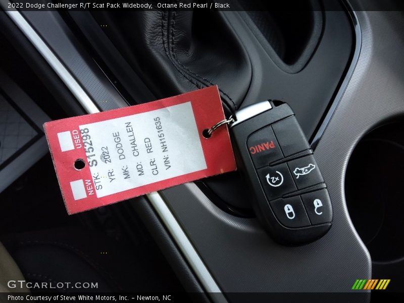 Octane Red Pearl / Black 2022 Dodge Challenger R/T Scat Pack Widebody