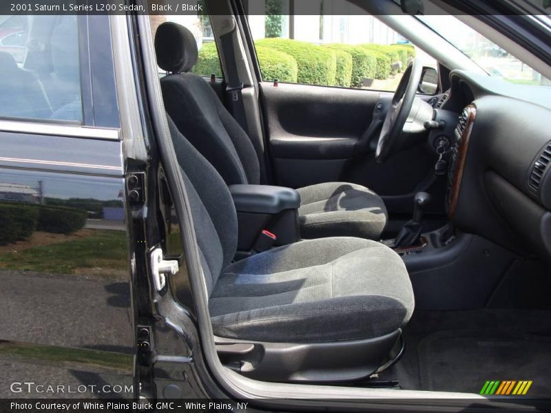 Black / Black 2001 Saturn L Series L200 Sedan