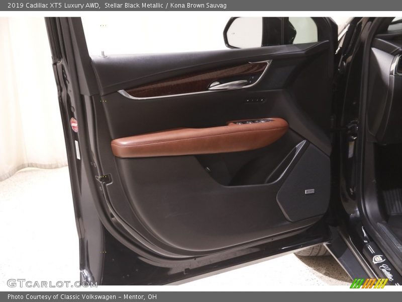Door Panel of 2019 XT5 Luxury AWD