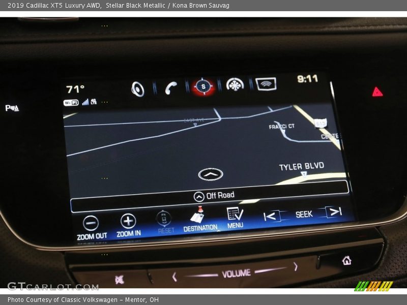 Stellar Black Metallic / Kona Brown Sauvag 2019 Cadillac XT5 Luxury AWD