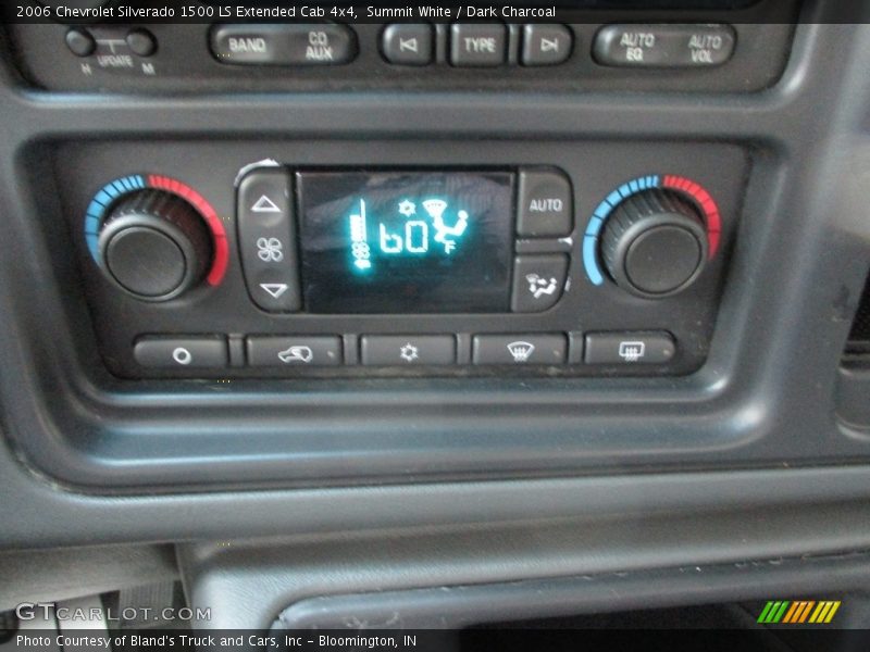 Summit White / Dark Charcoal 2006 Chevrolet Silverado 1500 LS Extended Cab 4x4