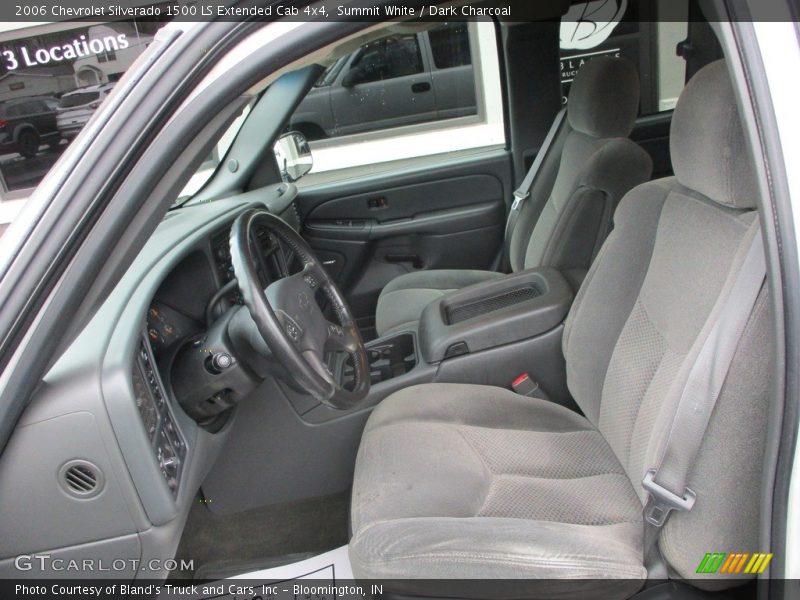 Summit White / Dark Charcoal 2006 Chevrolet Silverado 1500 LS Extended Cab 4x4
