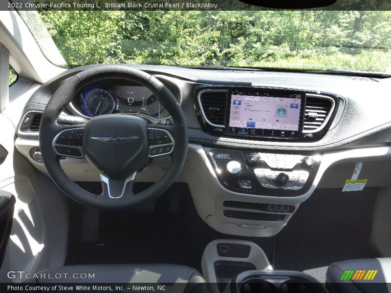 Brilliant Black Crystal Pearl / Black/Alloy 2022 Chrysler Pacifica Touring L