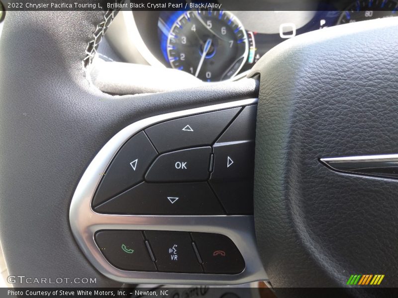 Brilliant Black Crystal Pearl / Black/Alloy 2022 Chrysler Pacifica Touring L