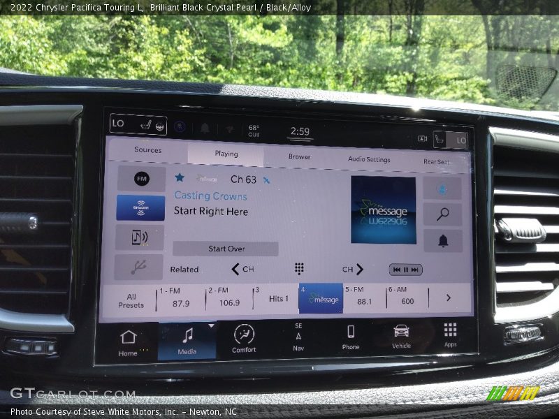 Brilliant Black Crystal Pearl / Black/Alloy 2022 Chrysler Pacifica Touring L