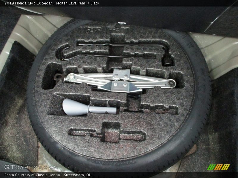 Molten Lava Pearl / Black 2019 Honda Civic EX Sedan