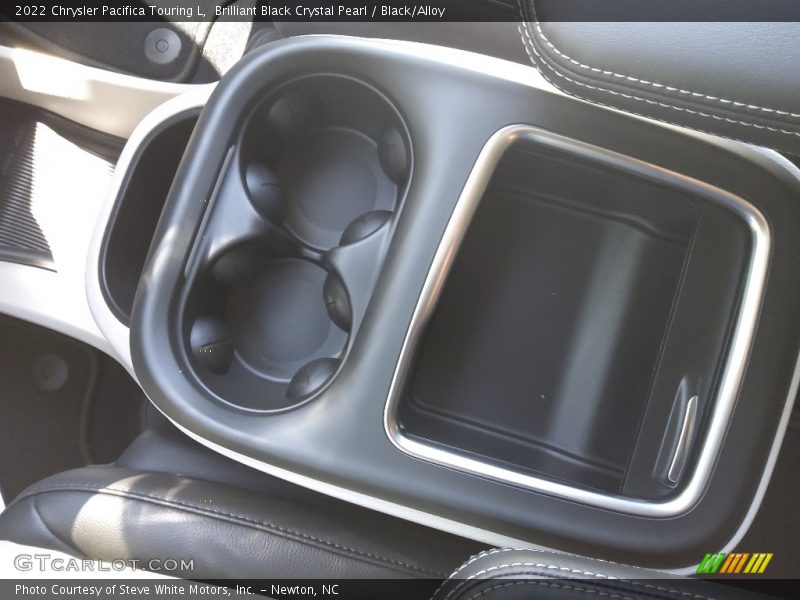 Brilliant Black Crystal Pearl / Black/Alloy 2022 Chrysler Pacifica Touring L