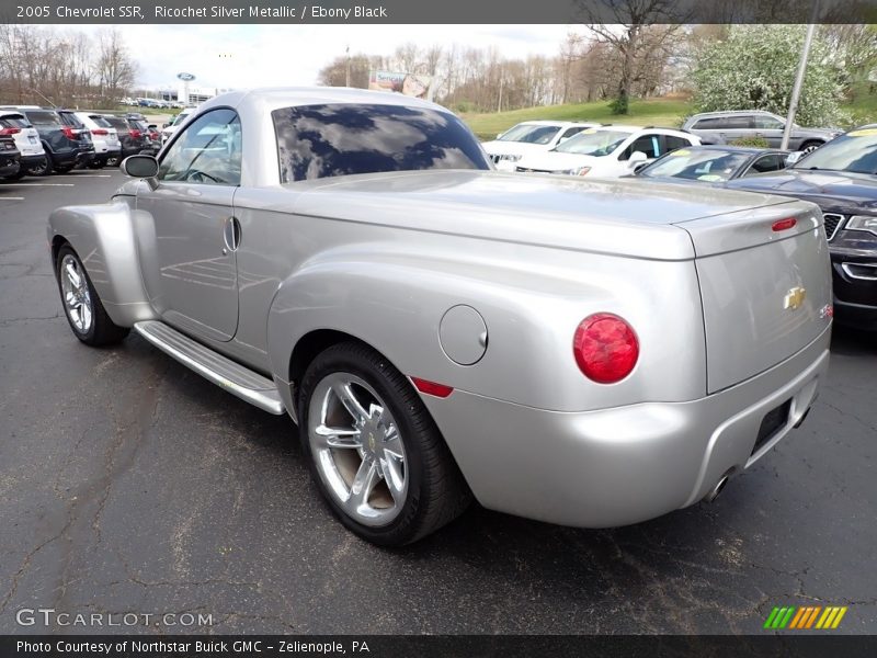 Ricochet Silver Metallic / Ebony Black 2005 Chevrolet SSR