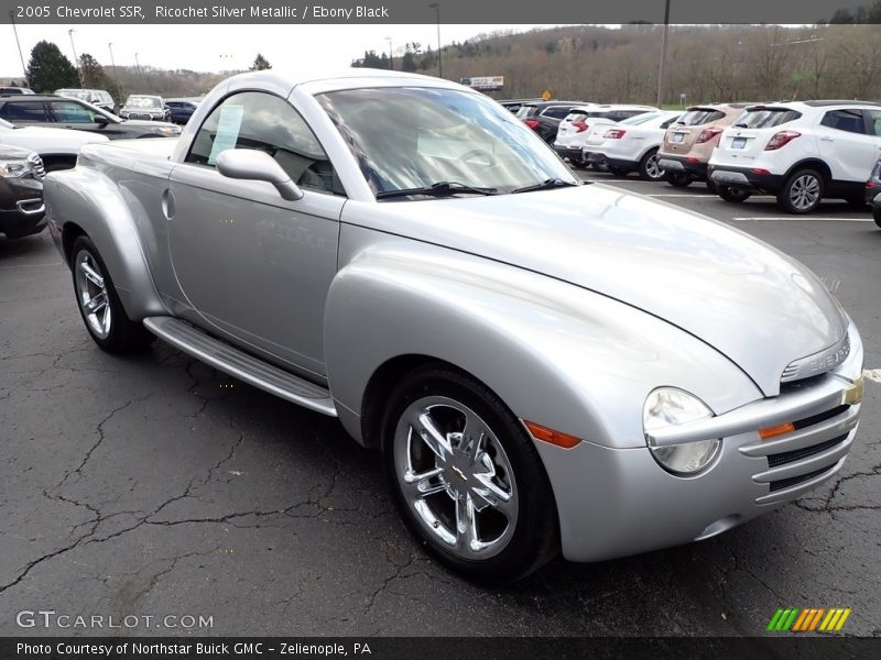 Ricochet Silver Metallic / Ebony Black 2005 Chevrolet SSR