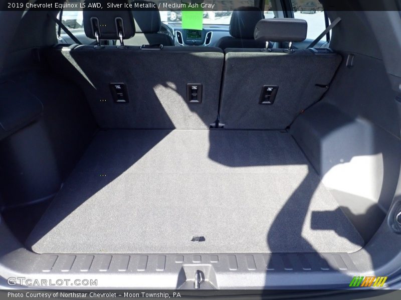 Silver Ice Metallic / Medium Ash Gray 2019 Chevrolet Equinox LS AWD