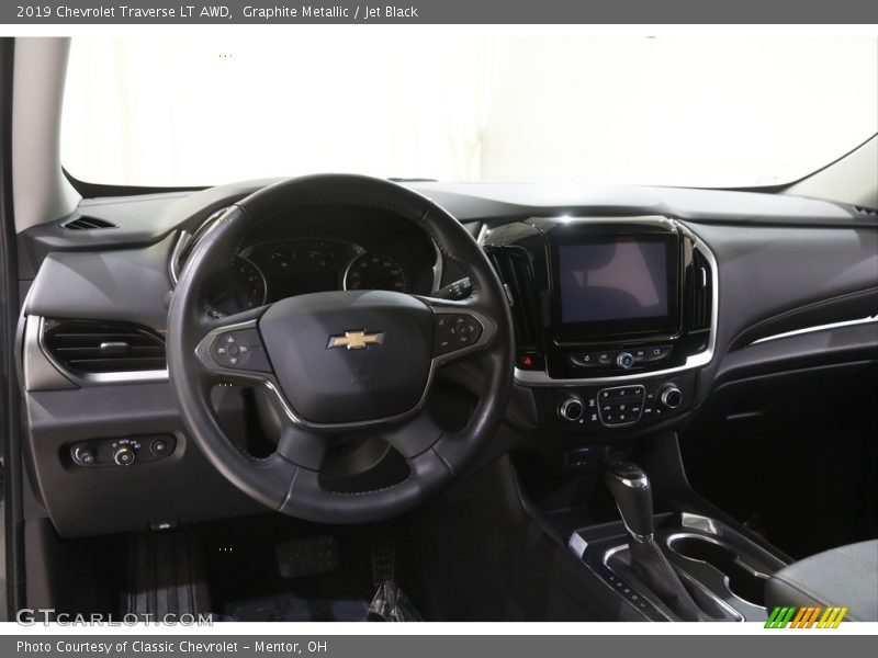 Graphite Metallic / Jet Black 2019 Chevrolet Traverse LT AWD
