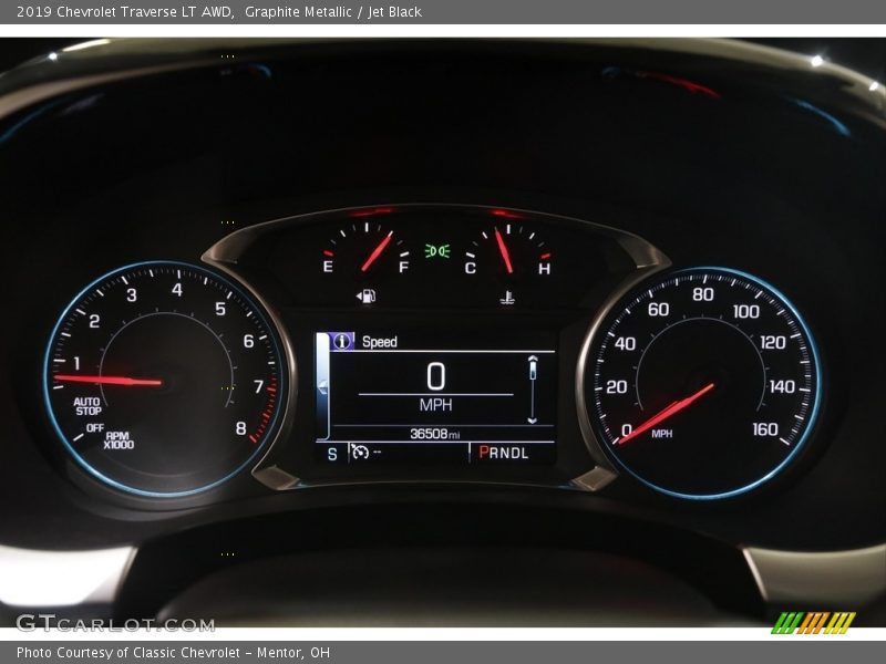 Graphite Metallic / Jet Black 2019 Chevrolet Traverse LT AWD