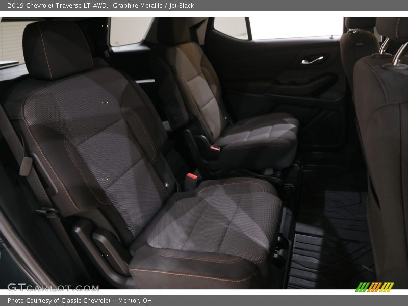 Graphite Metallic / Jet Black 2019 Chevrolet Traverse LT AWD