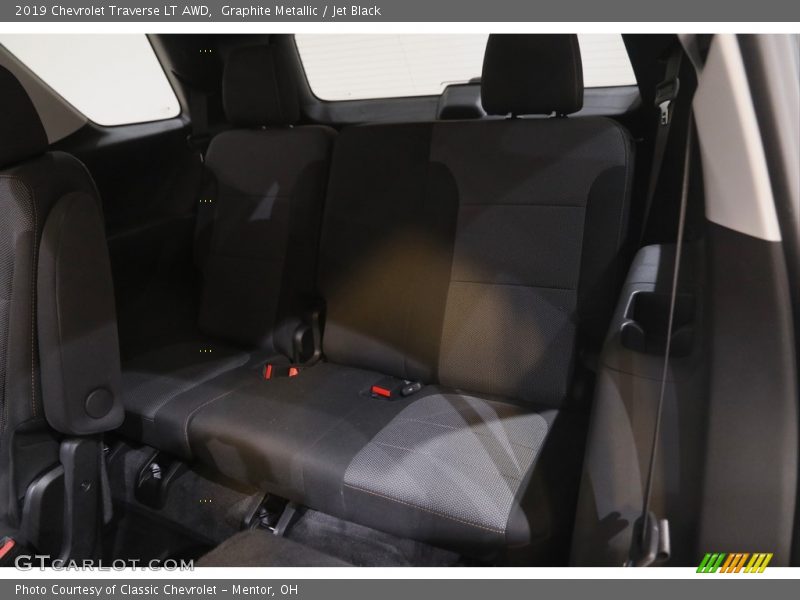 Graphite Metallic / Jet Black 2019 Chevrolet Traverse LT AWD