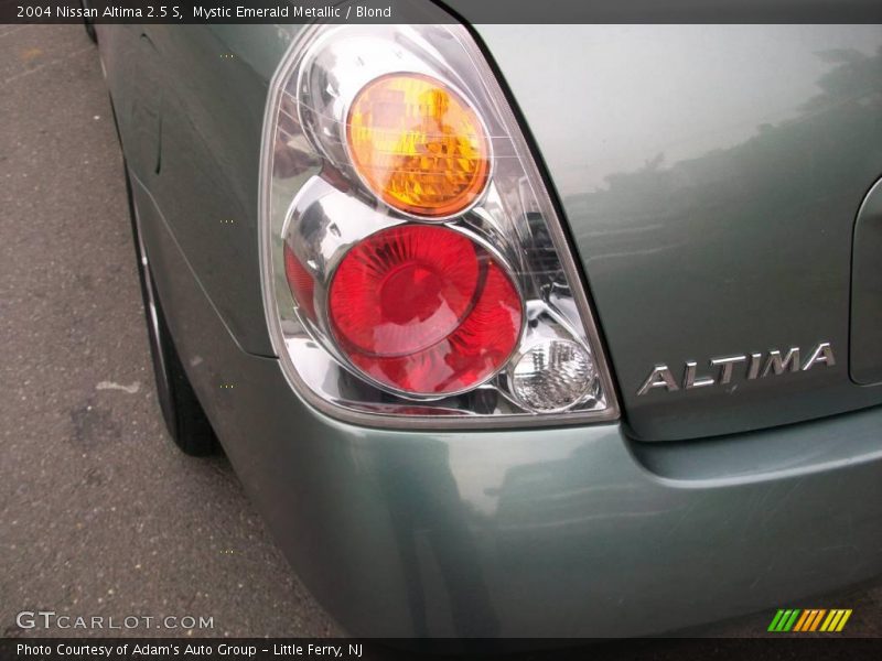 Mystic Emerald Metallic / Blond 2004 Nissan Altima 2.5 S