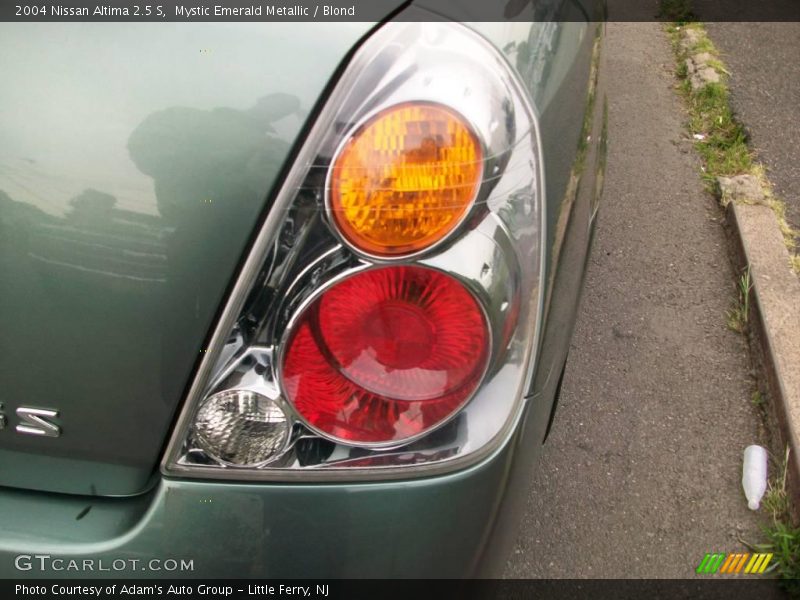Mystic Emerald Metallic / Blond 2004 Nissan Altima 2.5 S