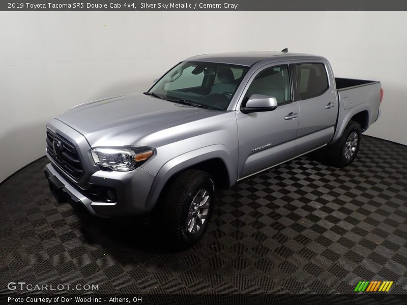 Silver Sky Metallic / Cement Gray 2019 Toyota Tacoma SR5 Double Cab 4x4