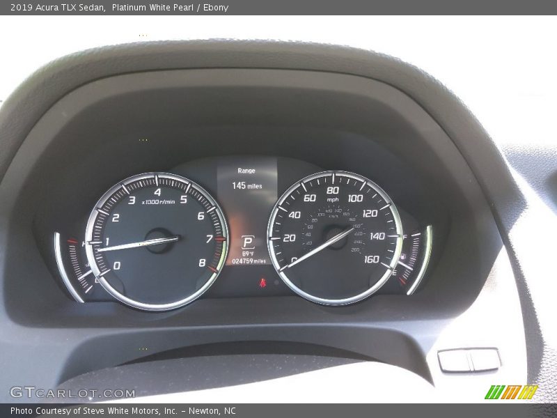 Platinum White Pearl / Ebony 2019 Acura TLX Sedan