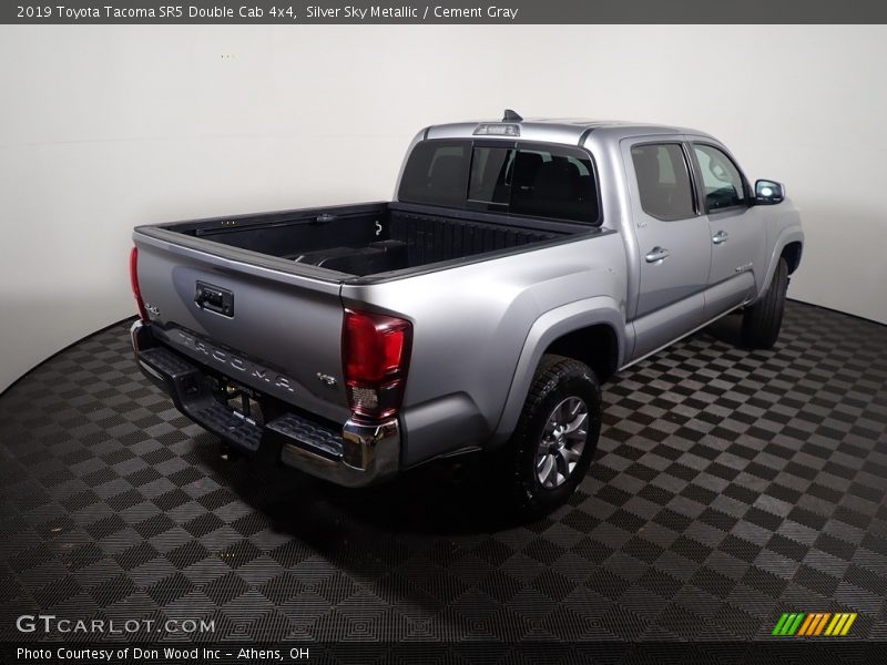 Silver Sky Metallic / Cement Gray 2019 Toyota Tacoma SR5 Double Cab 4x4
