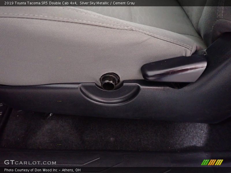 Silver Sky Metallic / Cement Gray 2019 Toyota Tacoma SR5 Double Cab 4x4
