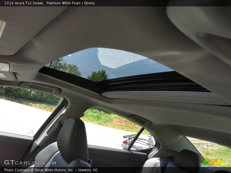 Platinum White Pearl / Ebony 2019 Acura TLX Sedan
