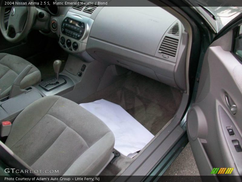 Mystic Emerald Metallic / Blond 2004 Nissan Altima 2.5 S