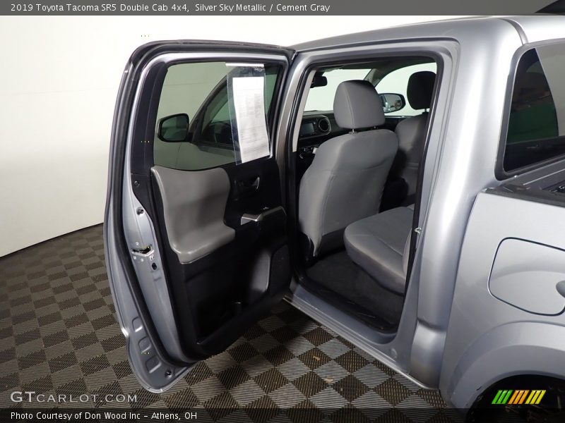 Silver Sky Metallic / Cement Gray 2019 Toyota Tacoma SR5 Double Cab 4x4