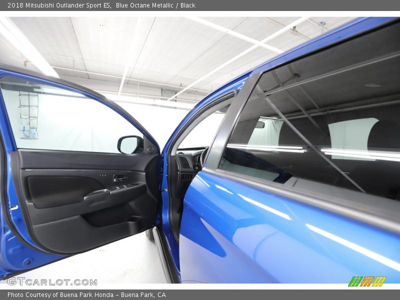 Blue Octane Metallic / Black 2018 Mitsubishi Outlander Sport ES